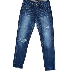American Eagle Outfitters Women's Distressed Dark Blue Skinny Jeans